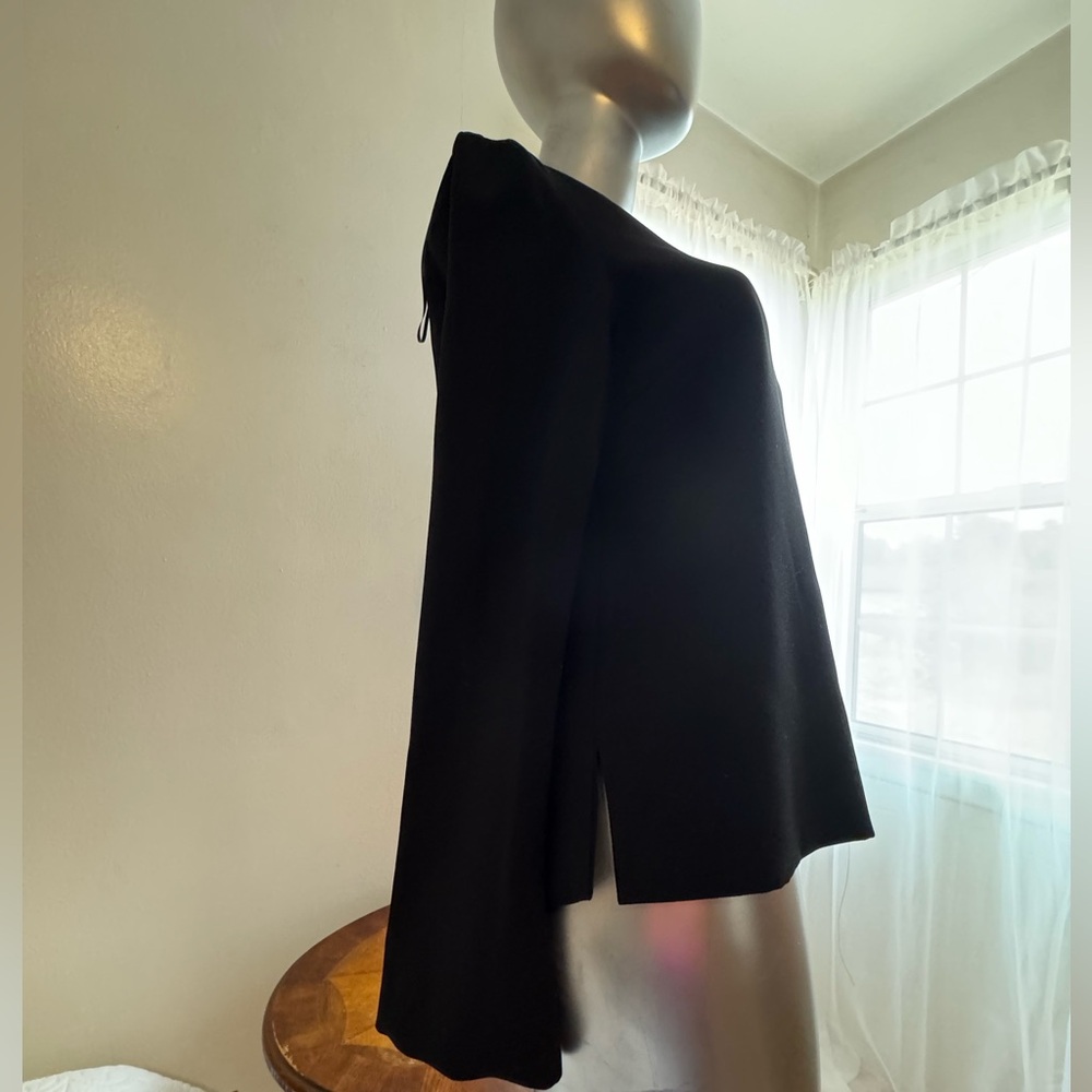 Zara  Boat Neck Woman Top, Brand New with tag. Size Medium